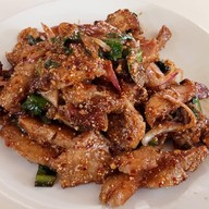 อยากโชว์ slow bar สุพรรณบุรี