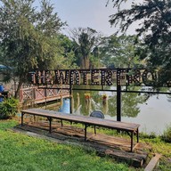 ครัวหลังบ้าน The Water Front