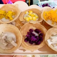 ลัลล์ลลิล ขนมครกแป้งกรอบ ตลาดบางนามาร์เก็ต