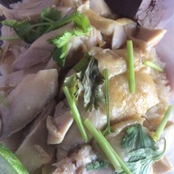 เป๋อ ข้าวมันไก่ตอน สูตรไหหลำ