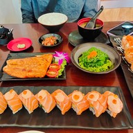 เมนูของร้าน จูนิ ซูชิ สาขา 3 ตลาดโกสุม