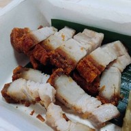 เมนูของร้าน รสริน ข้าวหมูแดงหมูกรอบ ซูวี