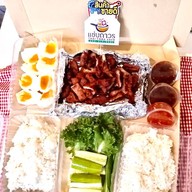 เมนูของร้าน แซ่บถาวร(ข้าวยำไก่แซ่บ)