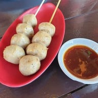 ก๋วยเตี๋ยวเรือสายรุ้ง