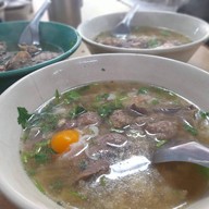 เมนูของร้าน รสหนึ่ง - ถนนรอบเวียง