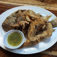 เมนูของร้าน กลิ่นไอเกลือ