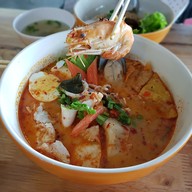 เมนูของร้าน ก๋วยเตี๋ยวหลุดโลก Crazy Noodle เจ็ดยอด