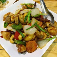 เมนูของร้าน แซ่บระเบียง รพ.พระมงกุฏ