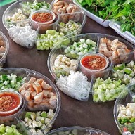 รังนกน้อยในไร่ส้ม