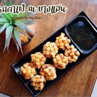 โรงรถคาเฟ่