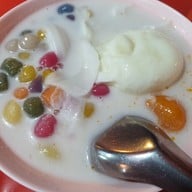 เมนูของร้าน บัวลอยนพเก้า