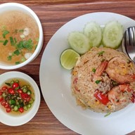 ครัวศรีแก้ว (Si Kaew Kitchen) ถนนสะพานยาว