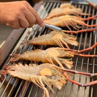 มาคุโระหม่าล่าปิ้งย่างเสียบไม้ สุพรรณบุรี