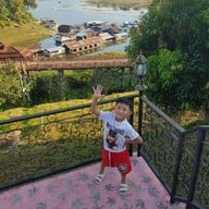 สามประสบรีสอร์ท