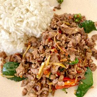 เจ๊เพ็ญ อาหารตามสั่ง ปราณบุรี