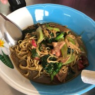 บะหมี่โกล้าน