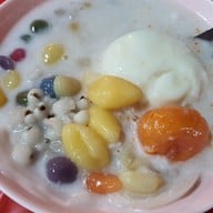 เมนูของร้าน บัวลอยนพเก้า