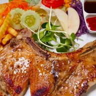 สิงโตสเต็ก