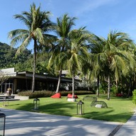 ภูเก็ตแมริออทรีสอร์ทแอนด์สปาในยางบีช