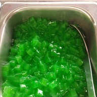 น้ำแข็งใสหลังโรงเรียนวีรนาท (0938934849)