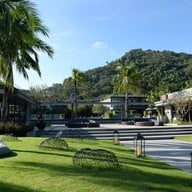 ภูเก็ตแมริออทรีสอร์ทแอนด์สปาในยางบีช