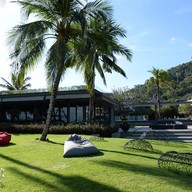 ภูเก็ตแมริออทรีสอร์ทแอนด์สปาในยางบีช