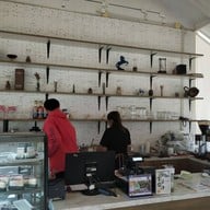 บรรยากาศ Elephant House Lake view Cafe