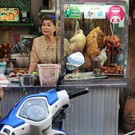เจ้นุชข้าวหมูแดง พฤกษากาญจน์ริเวอร์ทาวน์ เจ้นุช
