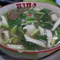 เมนูของร้าน ใหญ่สุกี้กระทะร้อน วันทูทรี