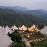 บรรยากาศ The Barn : Chocolate.cheese.bar&grill