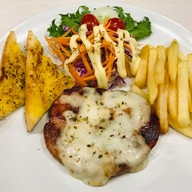 สมัยหนึ่ง steak house