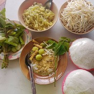 ร้านยีเอียด ร้านอาหารยีเอียด