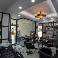 วู้ดดี้ ซาลอน