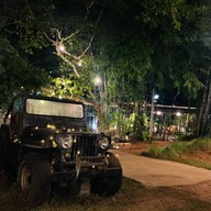 ร้านเพาะรัก@บ้านไร่อาจารย์หนวด