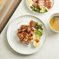 หมูกรอบนายไซ Siamparagon