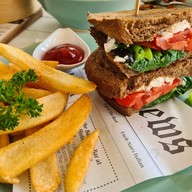 เมนูของร้าน Cafe' Kantary เกาะยาวน้อย