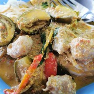 เจ๊ลัดดา ข้าวผัดโบราณ-กุ้งอบวุ้นเส้น และ อาหารตามสั่ง (เจ้าเก่า)