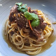 ข้าวหน้ากอริลล่า ซอยมิสทีน