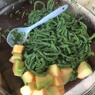 ข้าวแกงบัวขาว