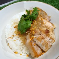 ข้าวหน้ากอริลล่า ซอยมิสทีน
