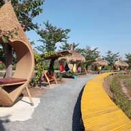 บรรยากาศ Cafe'on Earth &my Heart Resort