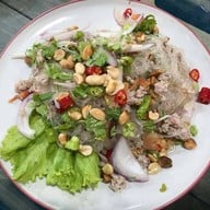 ร้านแซ่บละเบ๋อ ราชบุรี