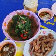 เมนูของร้าน สวาท ลาบยโส