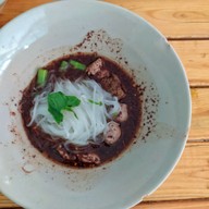 ก๋วยเตี๋ยวเรือ ป.ประทีป เมืองทอง 1