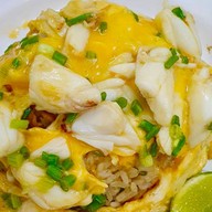 กินมันข้าวผัดปู