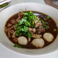 เมนูของร้าน ลิ้มลอง ก๋วยเตี๋ยวเรือกองปราบ โชคชัย4