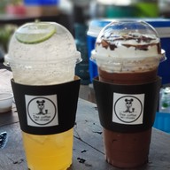 Dee Coffee