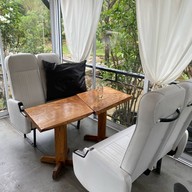 Bus Cafe Chang Klang