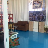 Love cafe by love car