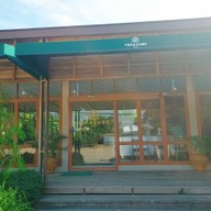 หน้าร้าน เทรชเชอร์ คาเฟ่ (Treasure Cafe)ลำลูกกา คลอง 5  -